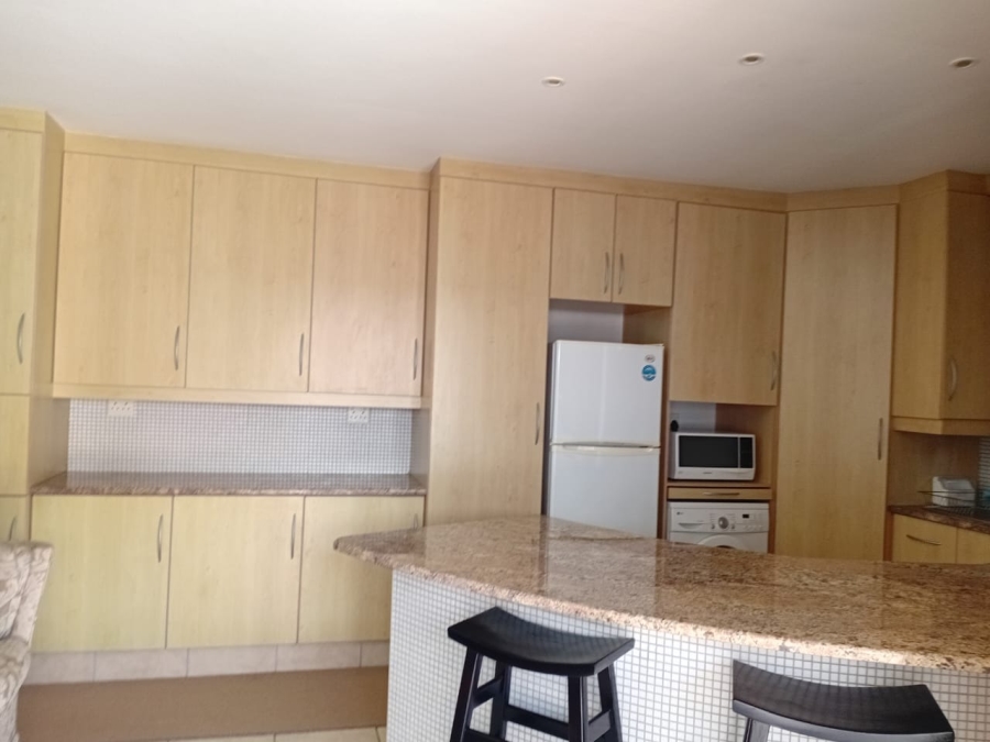 To Let 1 Bedroom Property for Rent in Beacon Bay Eastern Cape